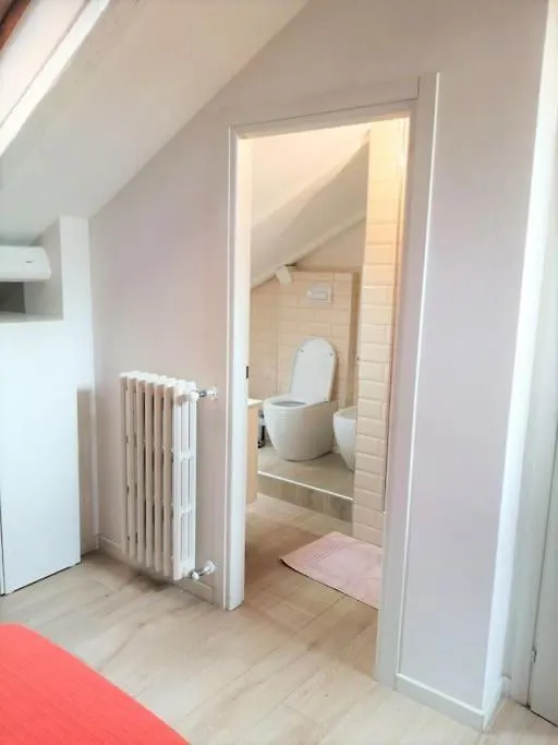 Maison Mirt Bologna 0*,